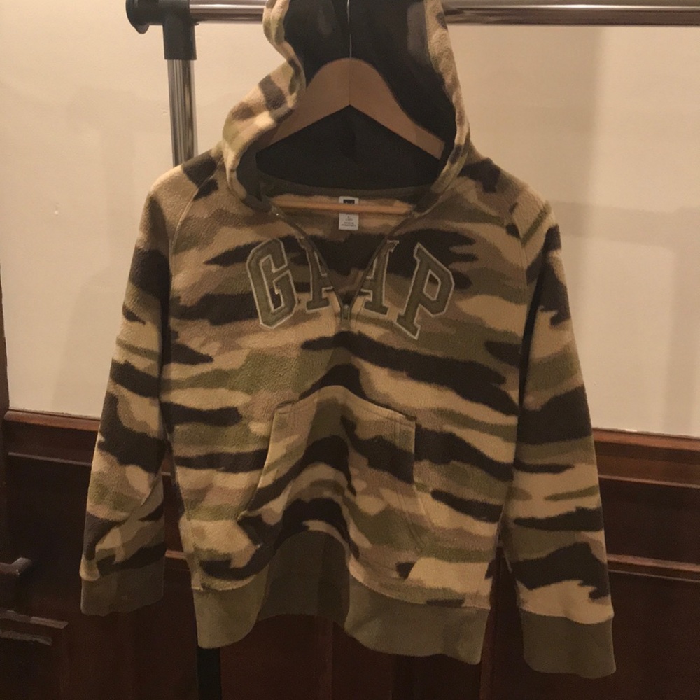 GAP hooded fleece sweater w pockets